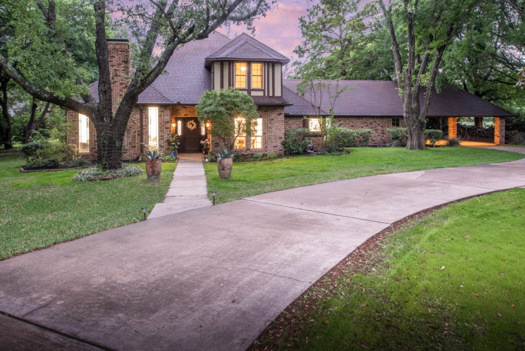 Photo of 1180 Camino Real