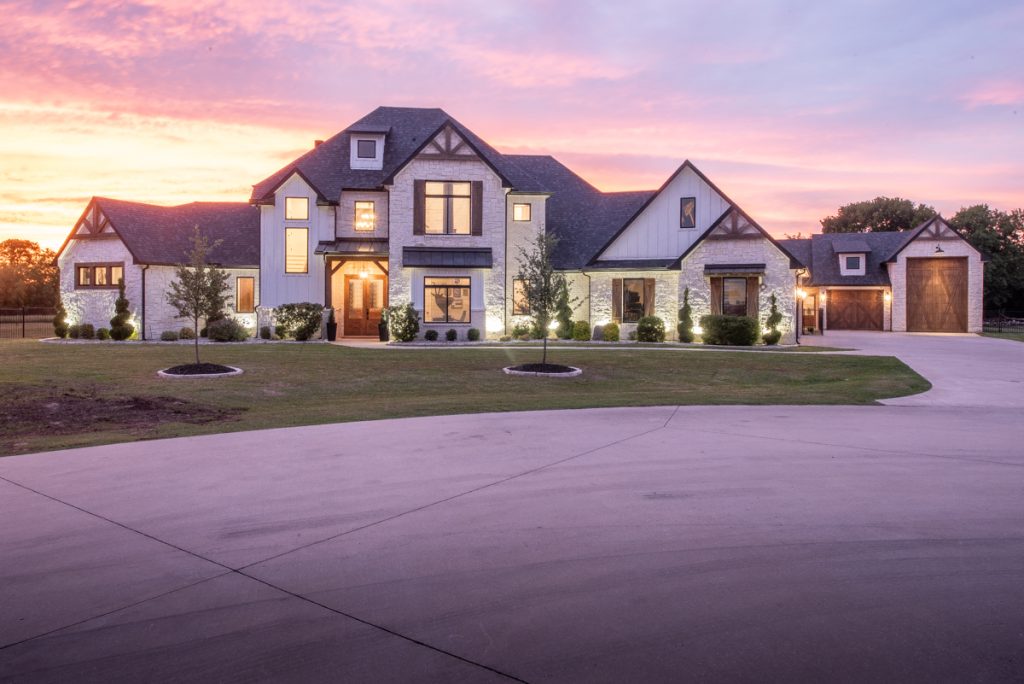 2900 Deer Run Trail